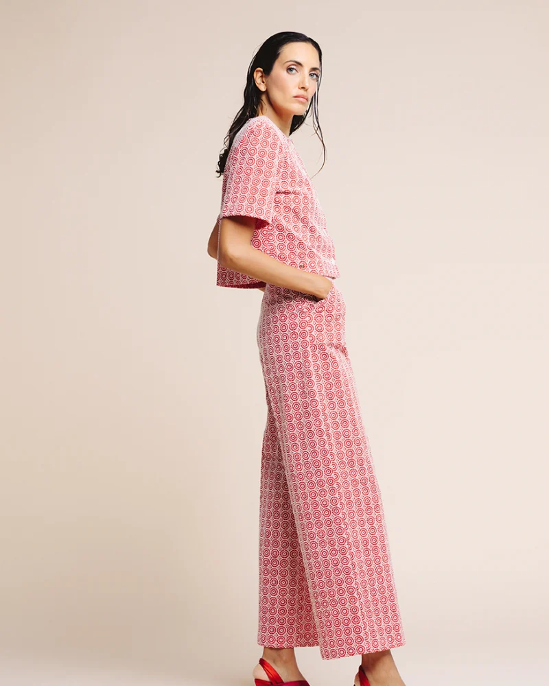 CONJUNTO LINO BORDADO ROJO CHAQUETILLA 3