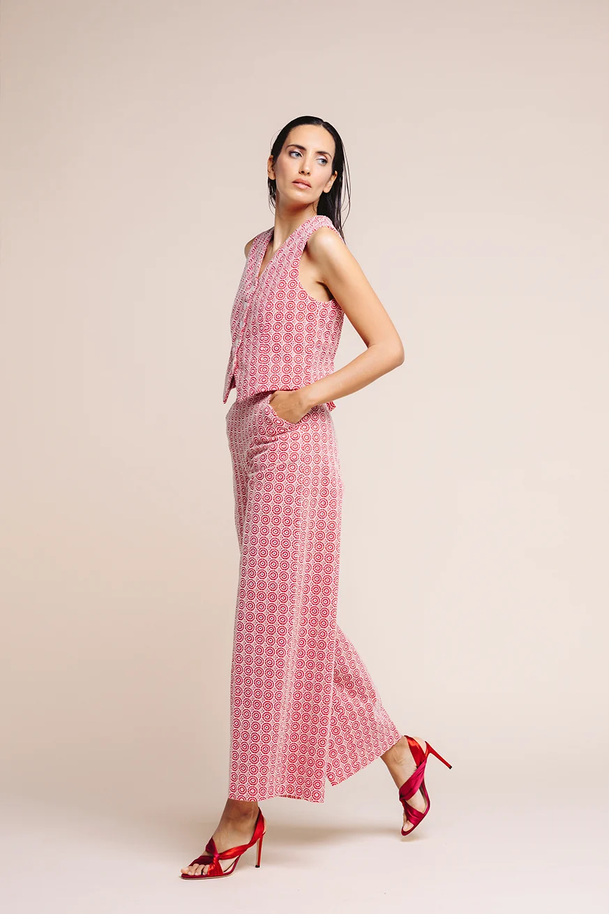 CONJUNTO-LINO-BORDADO-ROJO-LARGO-3 (1)