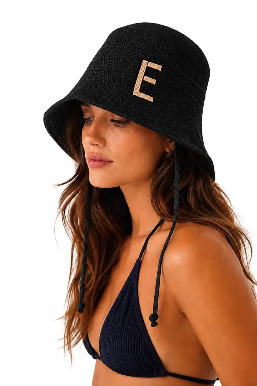 GORRITO BUCKET NEGRO ELENA MORALES COLECCIÓN LA COSTA SS27 2 (1)