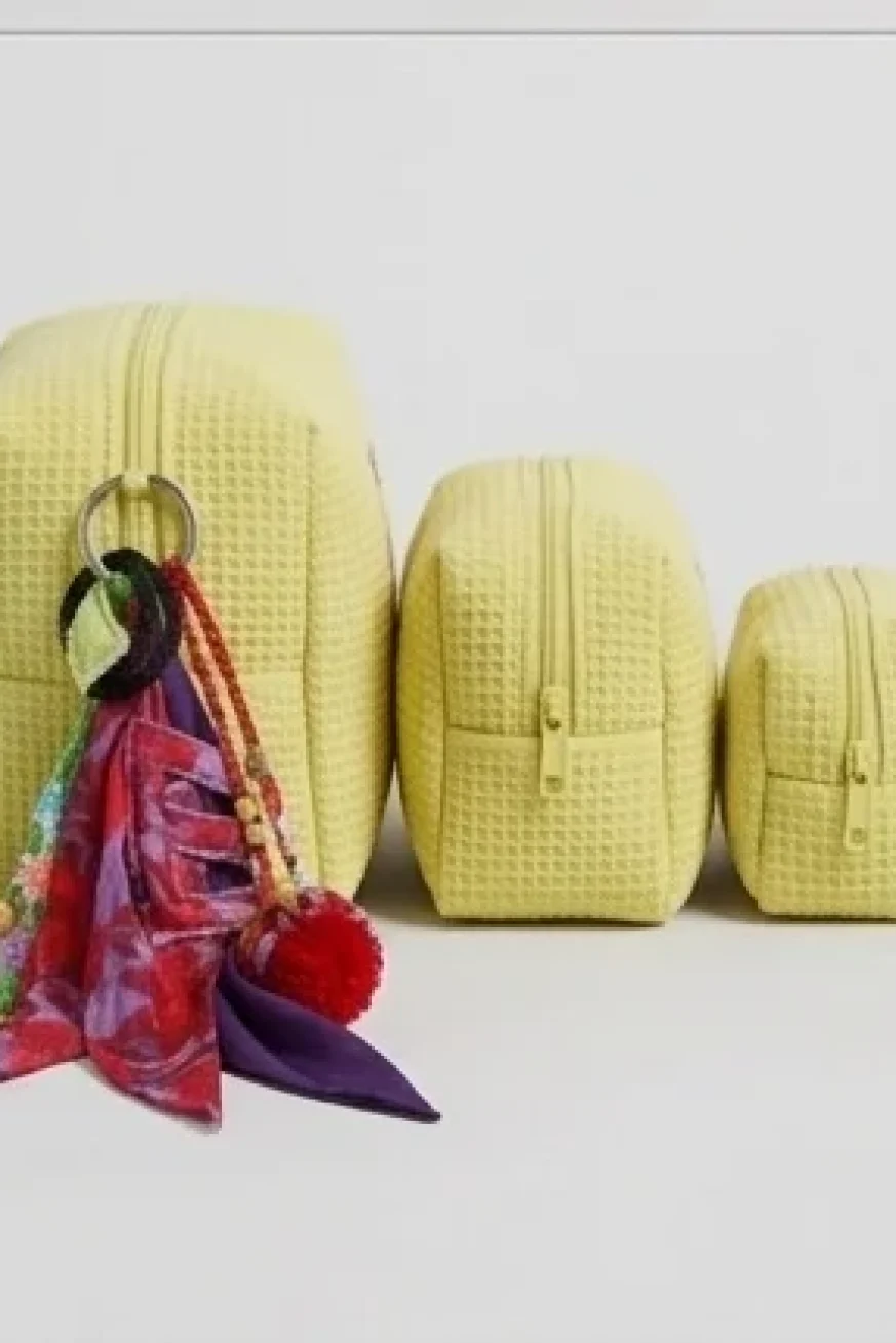 Gemini_Generated_Image_3iypg3iypg3iypg3