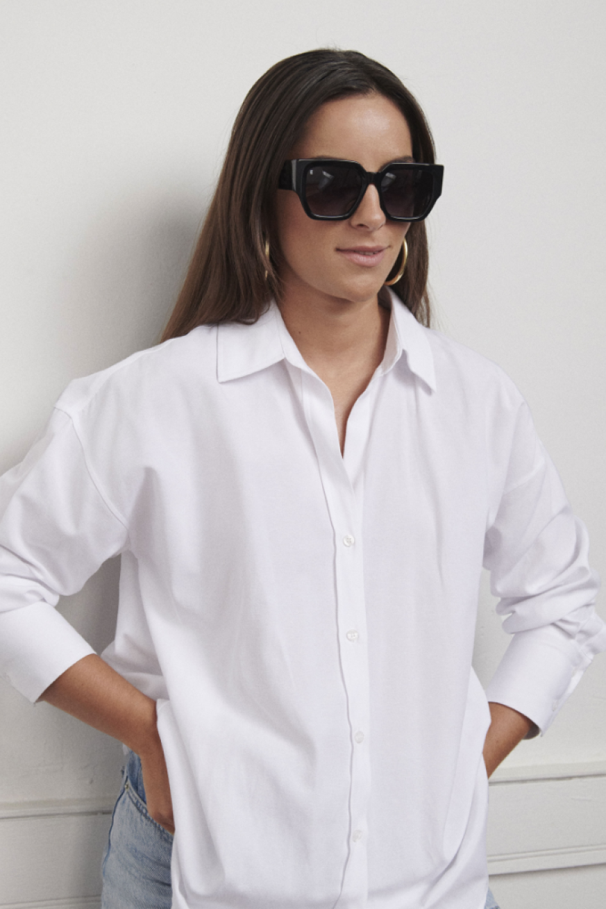 MIKA·S-ELENA-MORALES-Color-negro-1