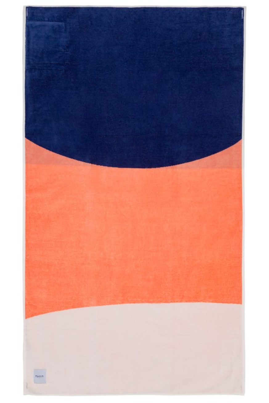 Toalla-Tucca-Konoh-rosa-y-azul-estirada