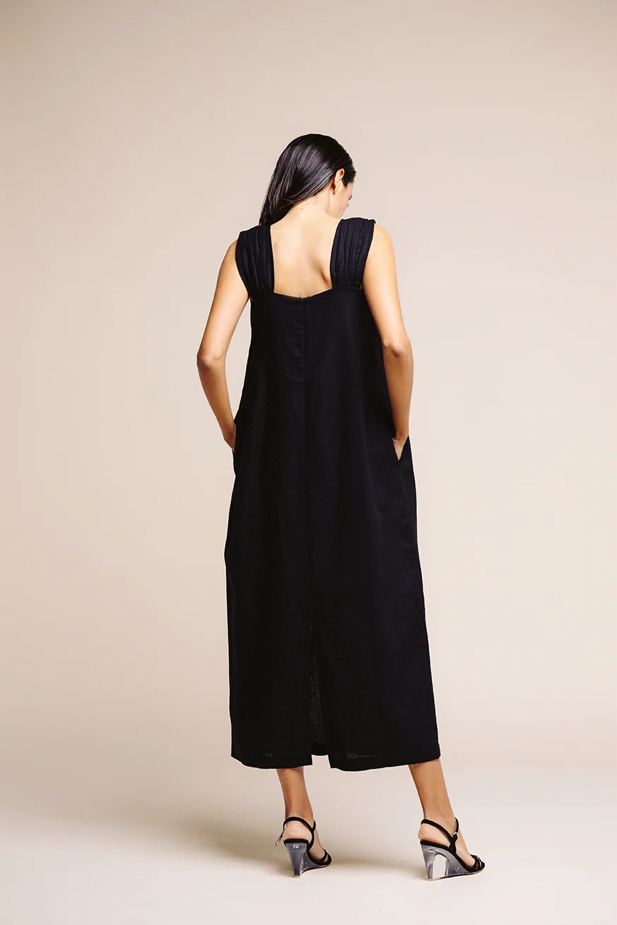 VESTIDO-SACO-JARETAS-NEGRO-1