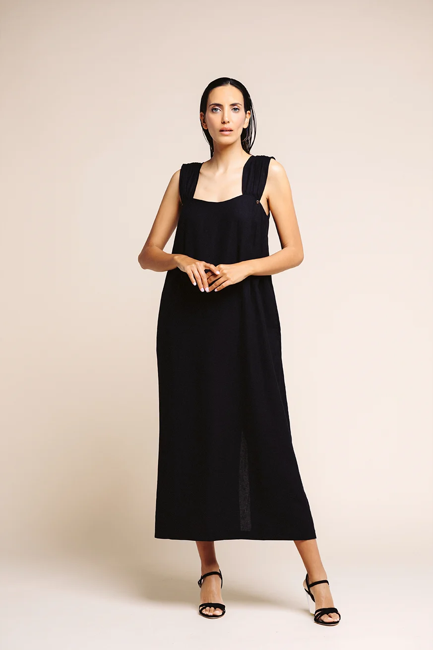 VESTIDO-SACO-JARETAS-NEGRO