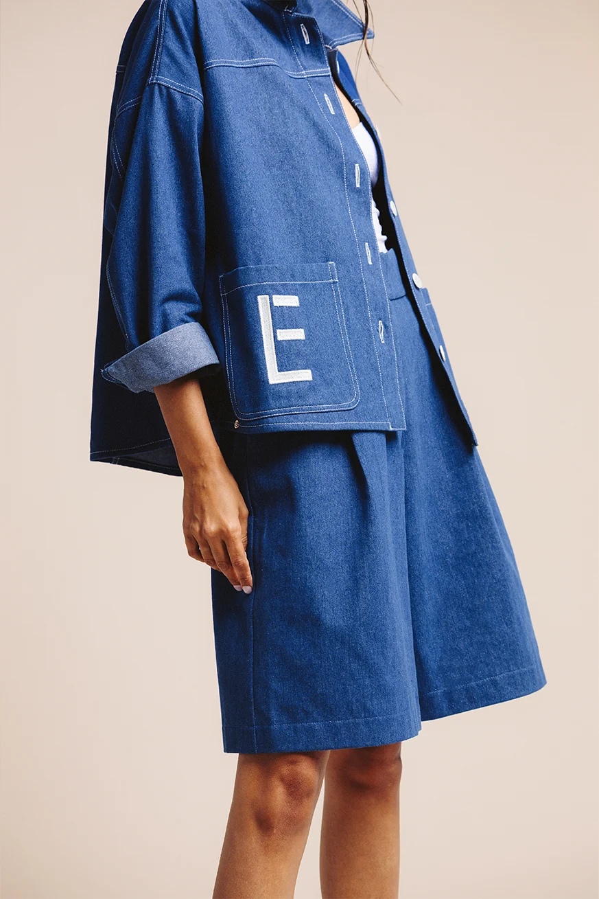 sobrecamisa-y-pantalon-e